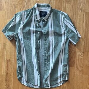 Hollister Men's Shirt in Green and White Stripes